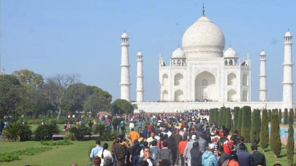 shahjahan-death-anniversary-taj-mahal-entry-free-on-first-day-check-timings-other-details-inside